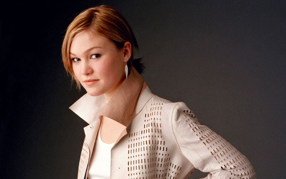 Julia Stiles